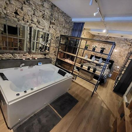 Le 79 Balneo Loft Deco Authentique Centre Climatisation Apartment Sete Luaran gambar