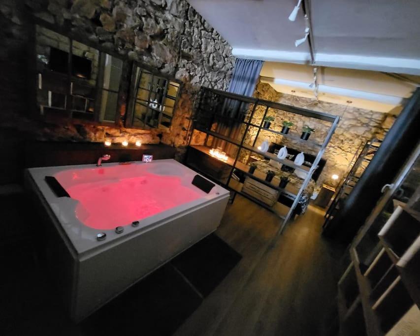 Le 79 Balneo Loft Deco Authentique Centre Climatisation Apartment Sete Luaran gambar